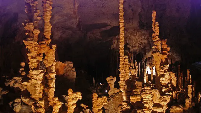 Les grottes de l’Ardèche : merveilles incontournables ?  (les 5 meilleures)