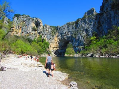 ardeche au mois de mai