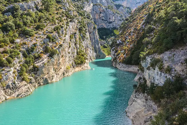 Ardèche ou Gorges du Verdon : Où Devez vous Partir cette Année ?